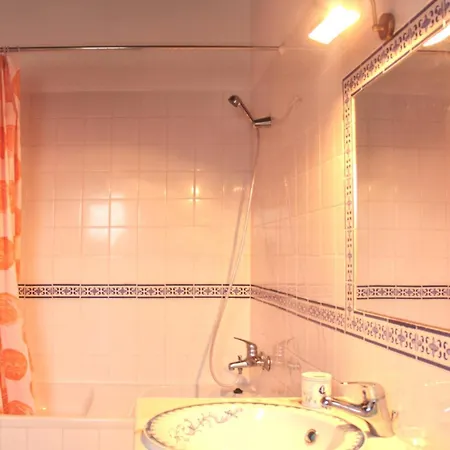 Charming House In With Shared Pool * パタイアス