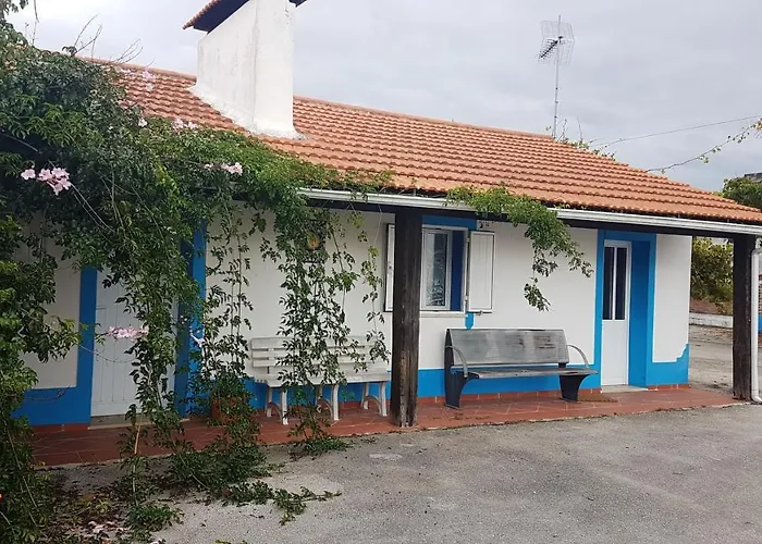 Charming House In With Shared Pool 別荘 *