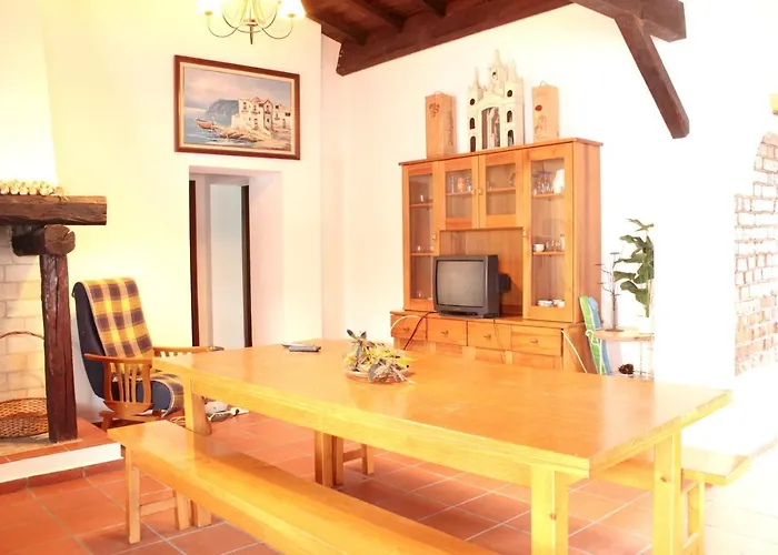 Charming House In With Shared Pool パタイアス