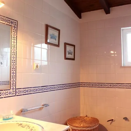 Ferienhaus Charming House In With Shared Pool Pataias