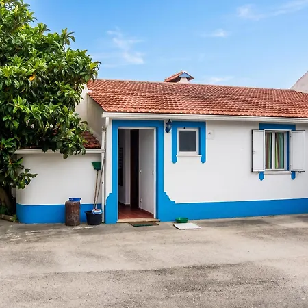 Ferienhaus Charming House In With Shared Pool *
