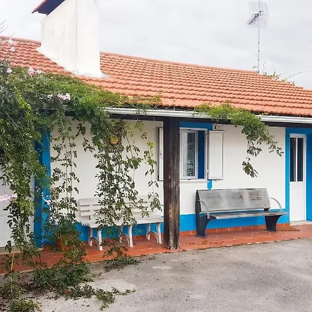 Ferienhaus Charming House In With Shared Pool