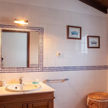 Ferienhaus Charming House In With Shared Pool